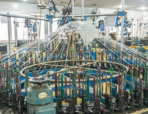 PFA纱线山东齐氟新材料：突破电子级超纯PFA技术助推AI及VR产业升级